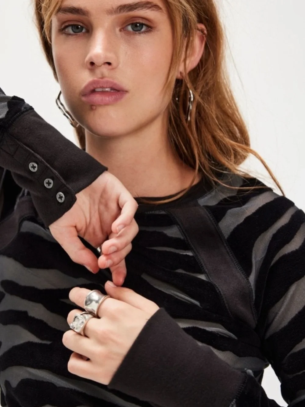 Free People We The Free So Lush Burnout Velvet Top - Picture 2 of 15